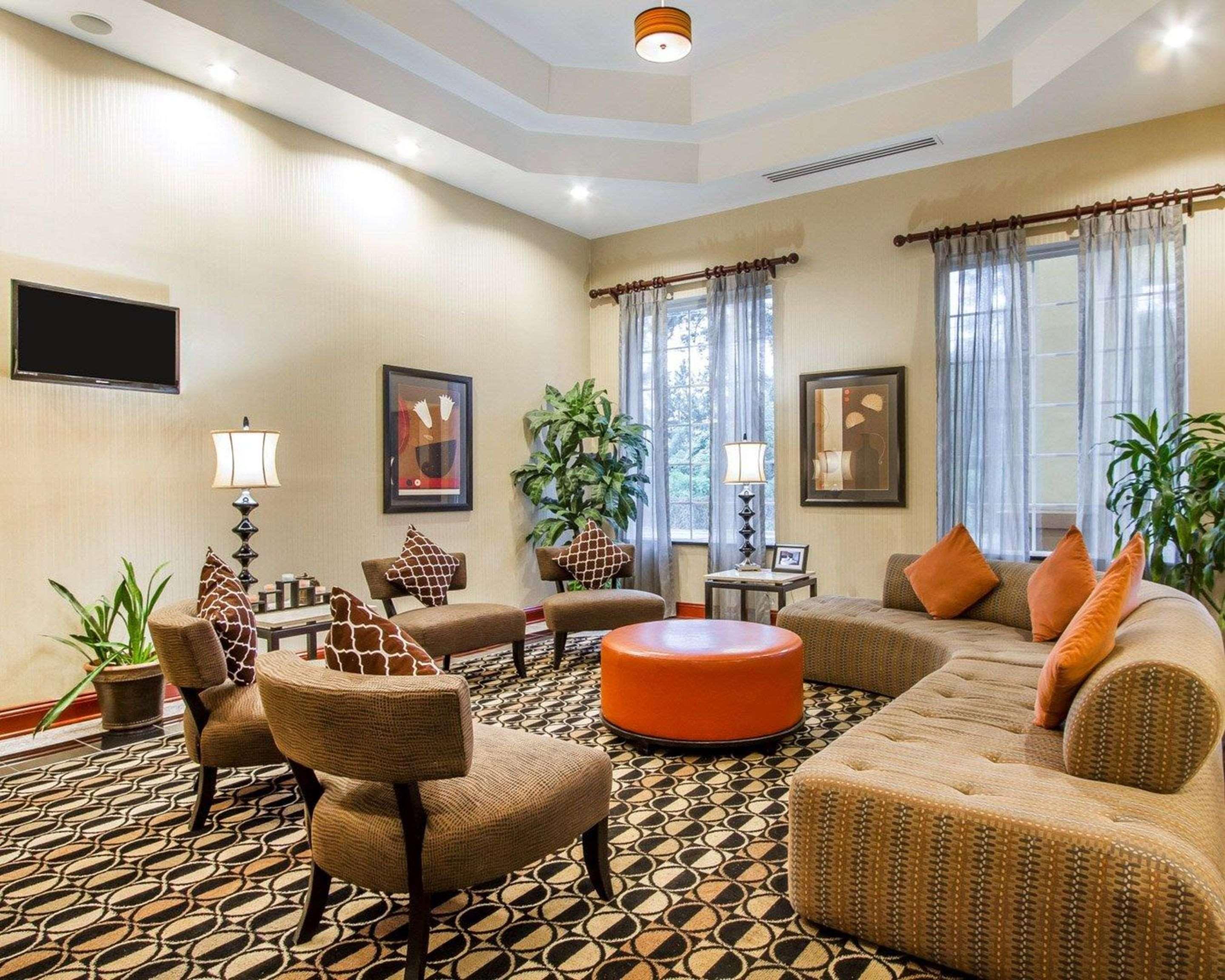 Quality Inn & Suites Greenville I-65 Exteriör bild