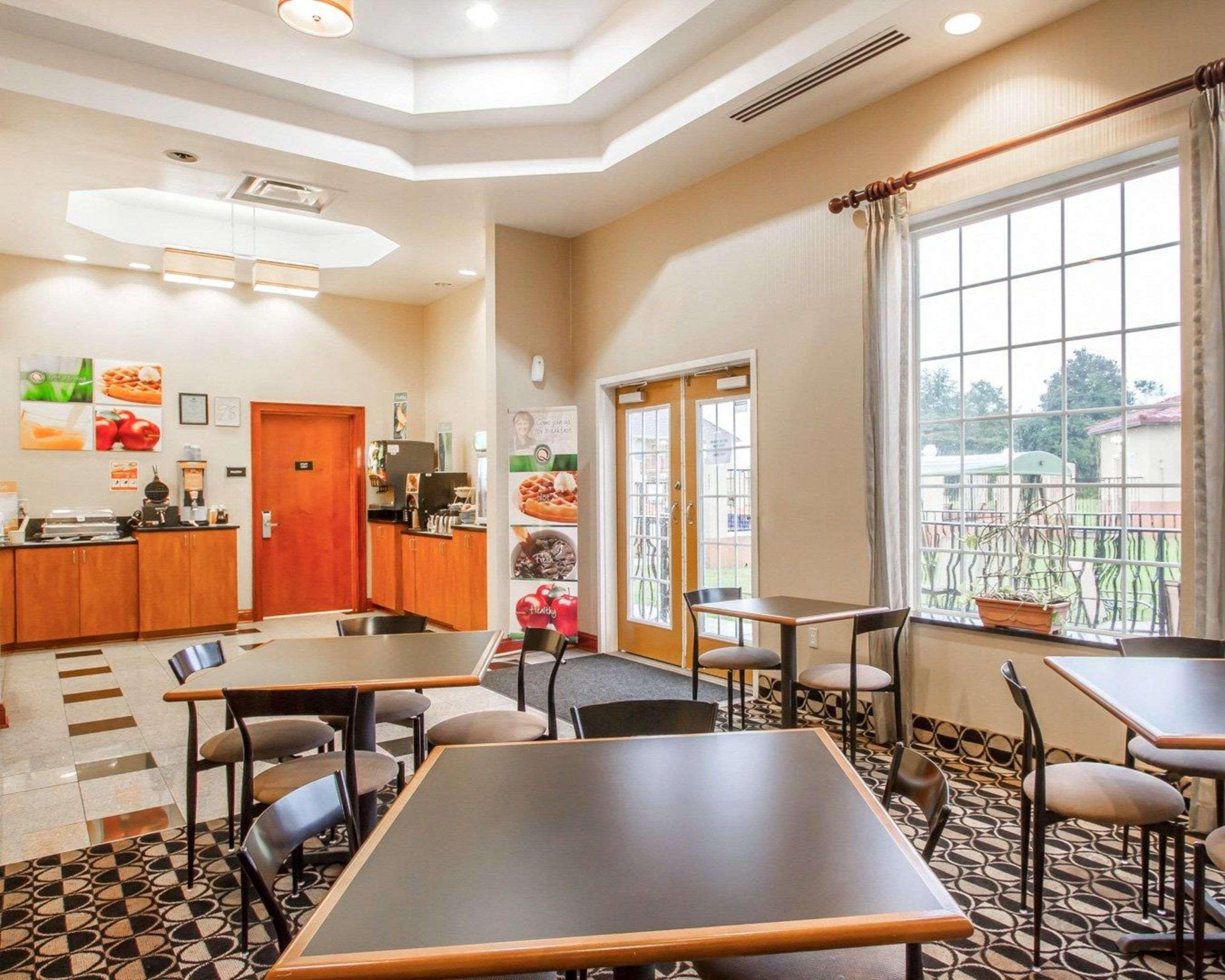 Quality Inn & Suites Greenville I-65 Exteriör bild