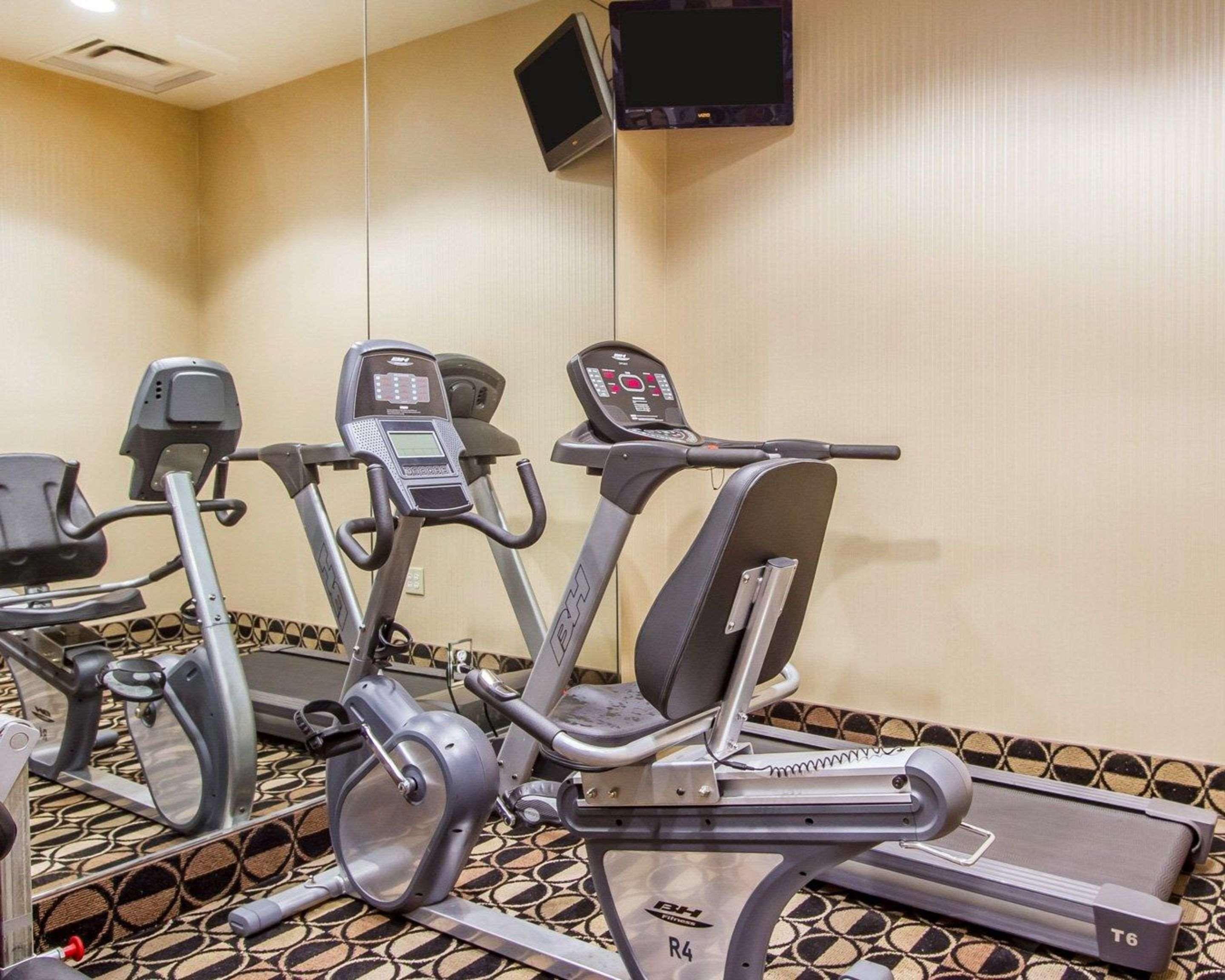 Quality Inn & Suites Greenville I-65 Exteriör bild