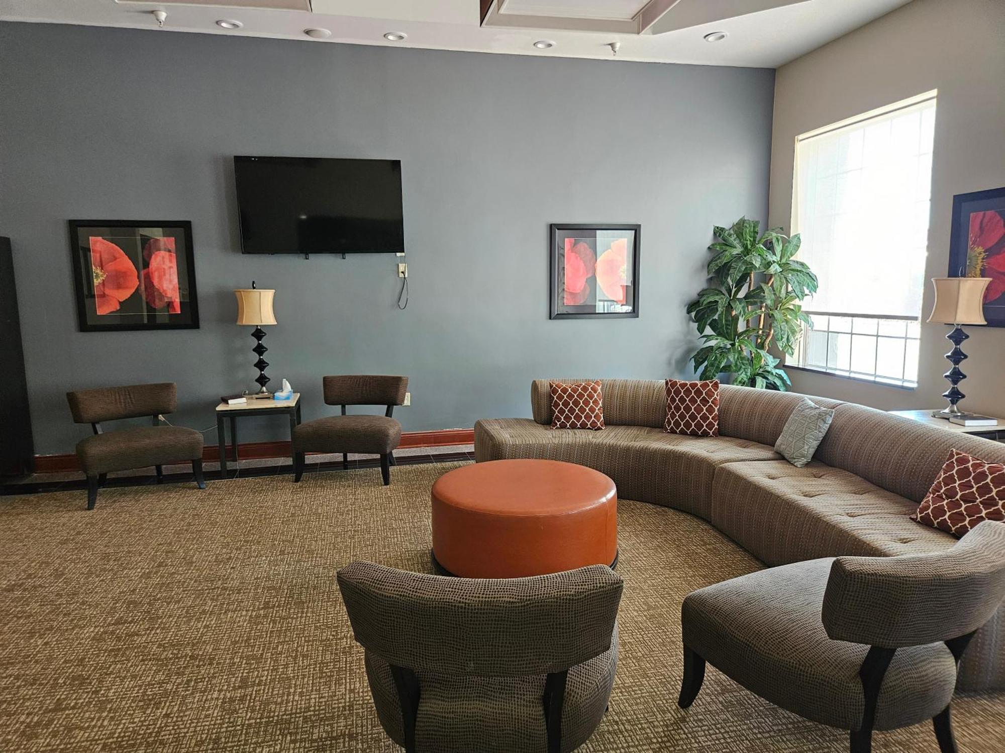 Quality Inn & Suites Greenville I-65 Exteriör bild