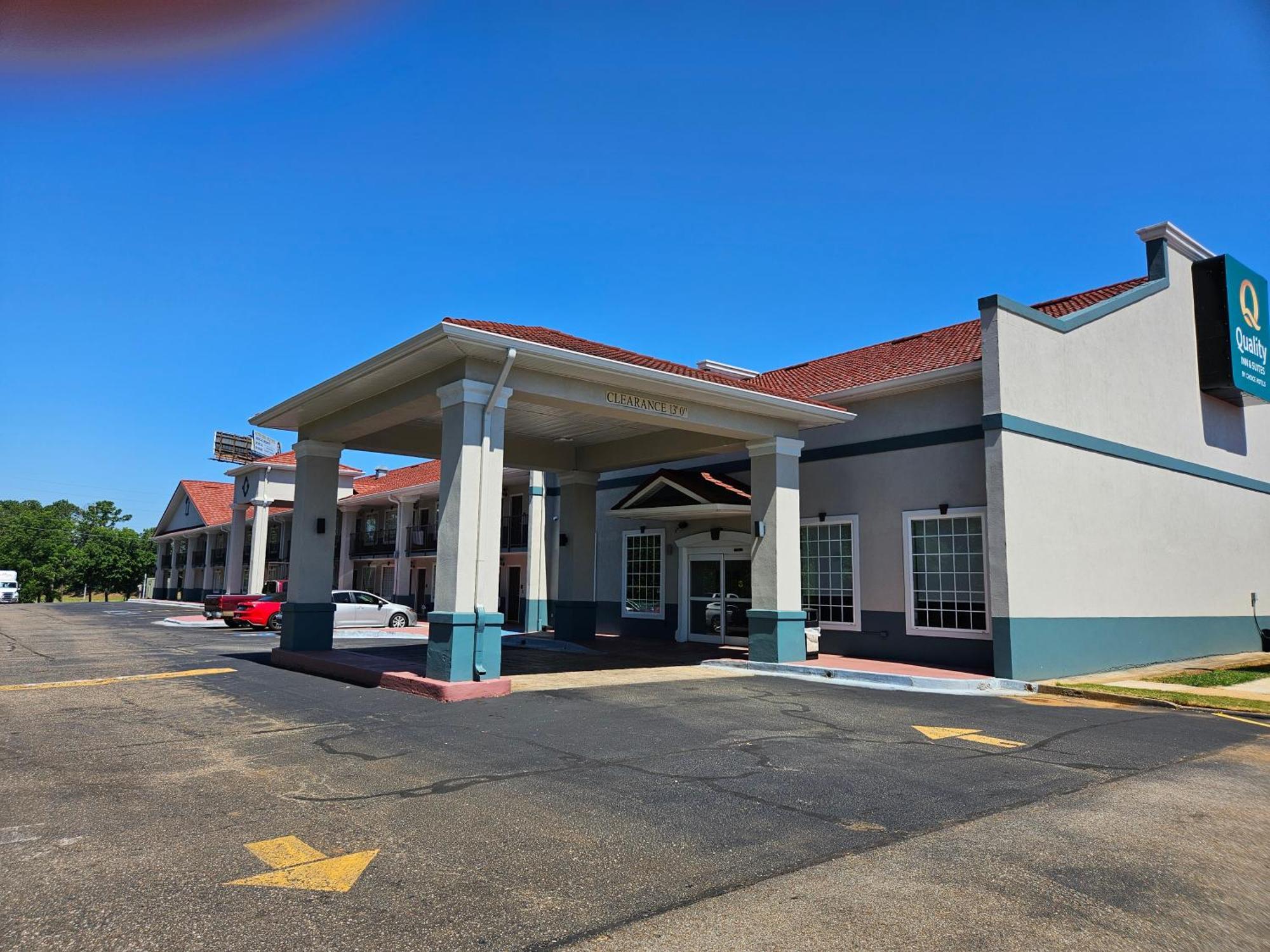 Quality Inn & Suites Greenville I-65 Exteriör bild