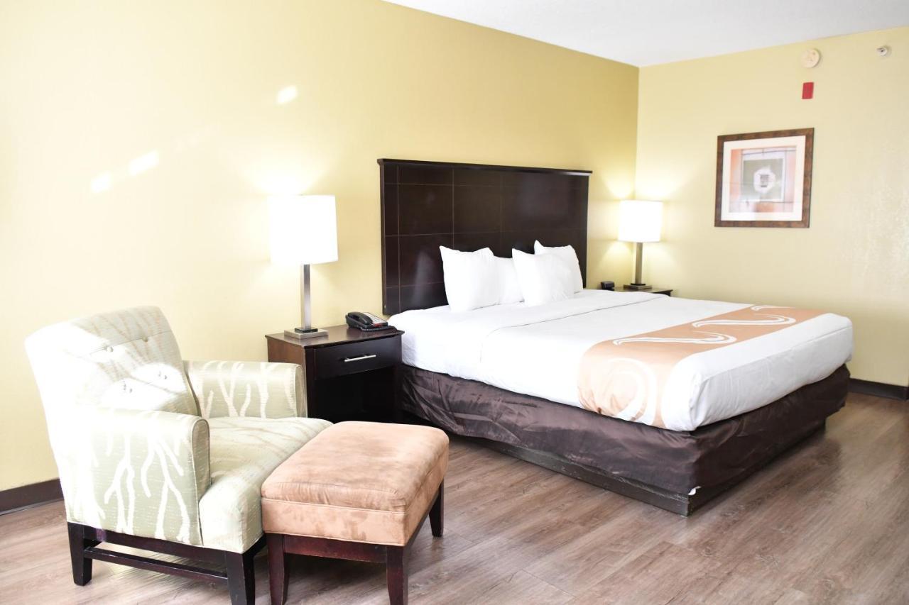 Quality Inn & Suites Greenville I-65 Exteriör bild